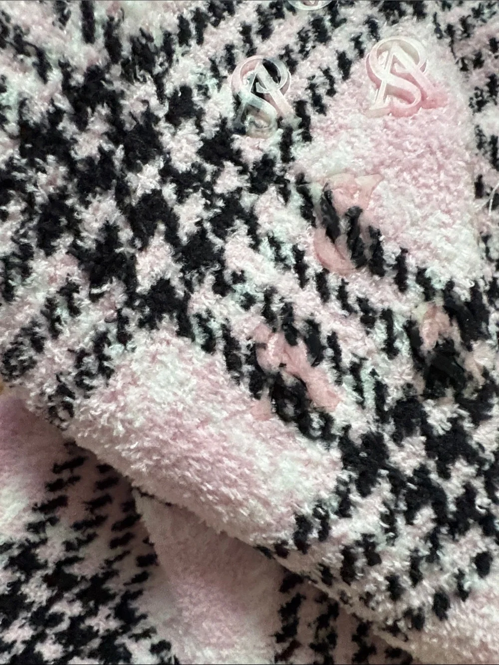 Victoria's Secret Pink & Black Plaid Fuzzy Slipper Socks with Rubber Bottom Pads